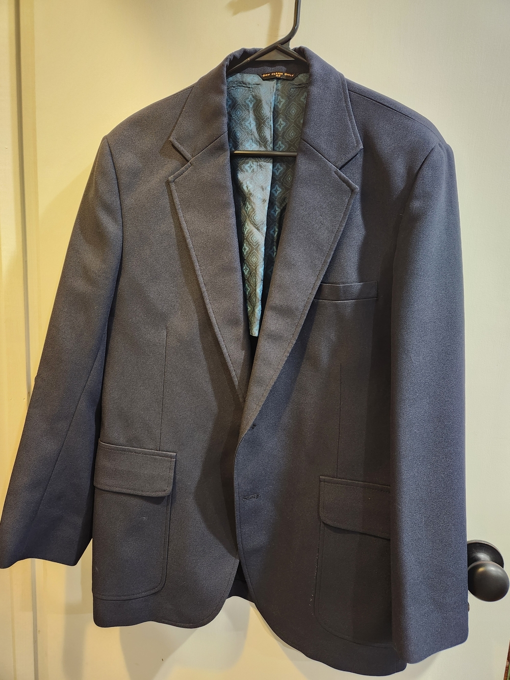 Classic Men's Navy Blazer